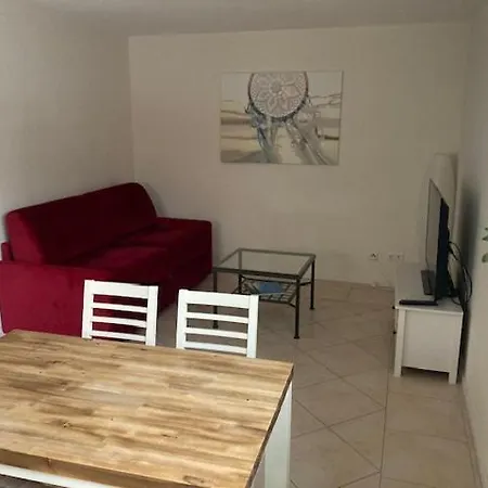 Appartement In Seenahe Badesee Ehmetsklinge *